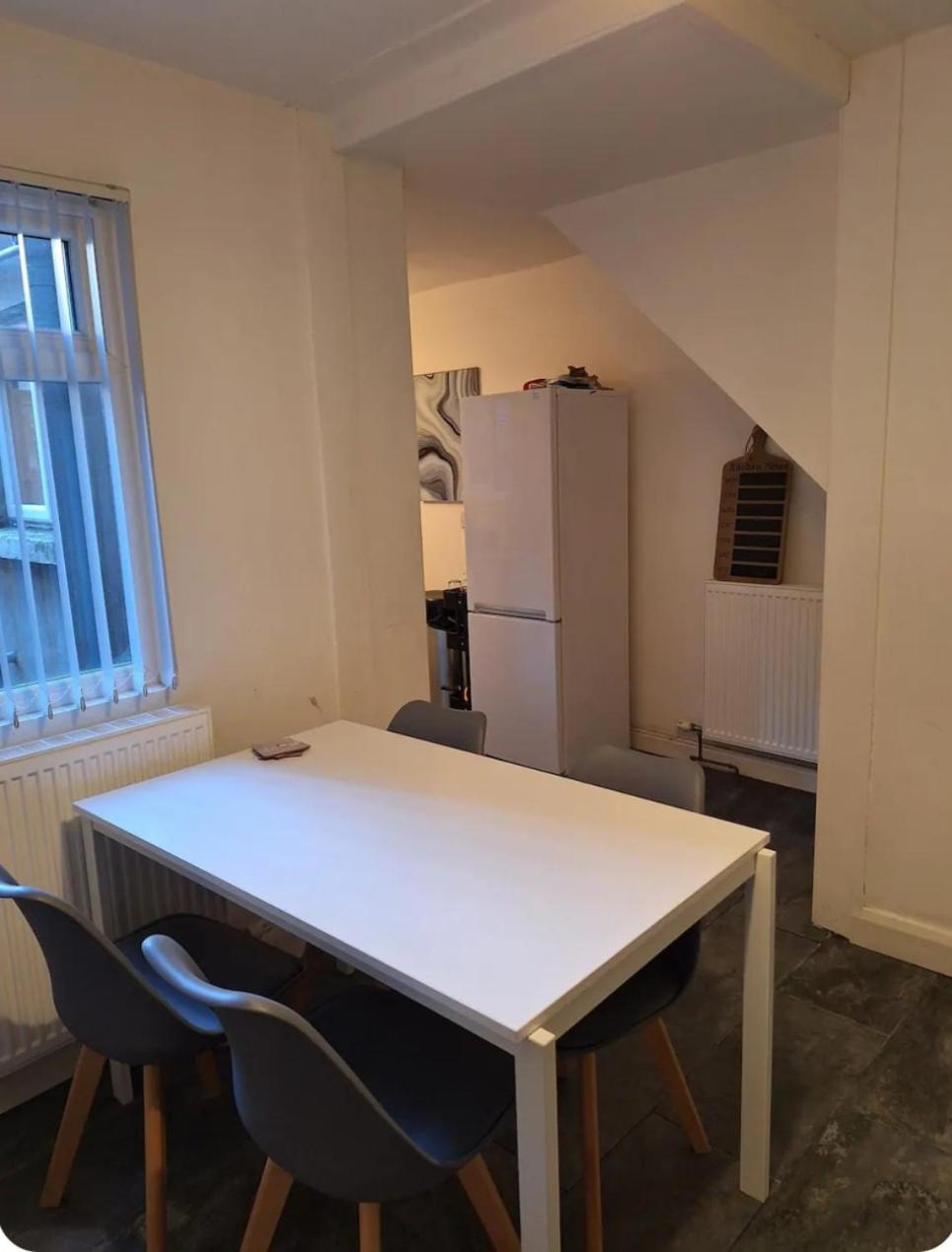 Private Room On Donegall Road In Central Belfast Exterior photo